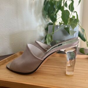 Vintage STUART WEITZMAN Satin Clear Heel Mules Heels, Size 7.5